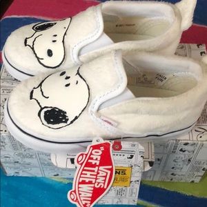snoopy vans